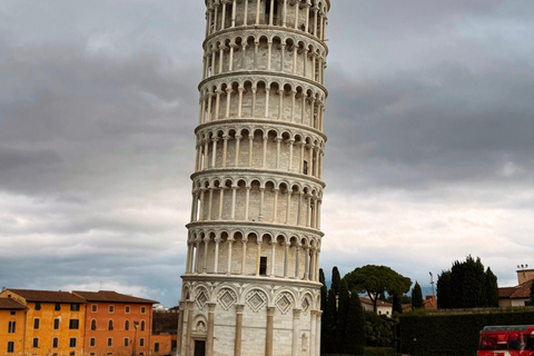 Pisa Classic from the La Spezia harbor: excursion (+6 hours)
