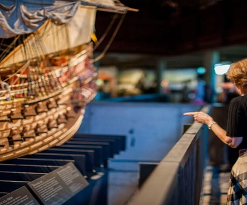 Stockholm: Old Town & Vasa Museum Skip-the-Line Private Tour