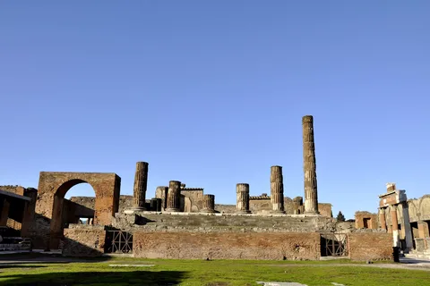 Traslado de ida y vuelta del Puerto de Cruceros de Nápoles a Pompeya