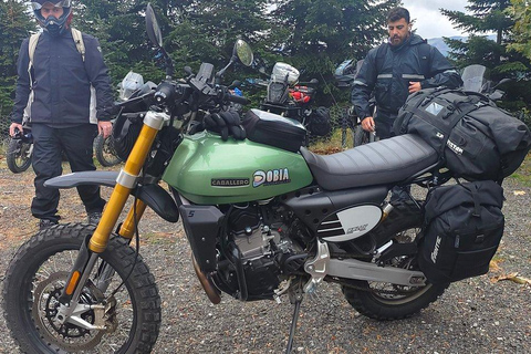 Corfù: tour in moto di mezza giornata con guidaPartecipa al tour con Fantic Caballero 500