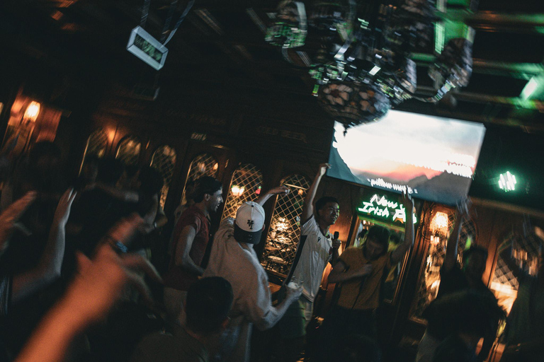 Tirana: Pub Crawl with 1 hour of Unlimited Drinks