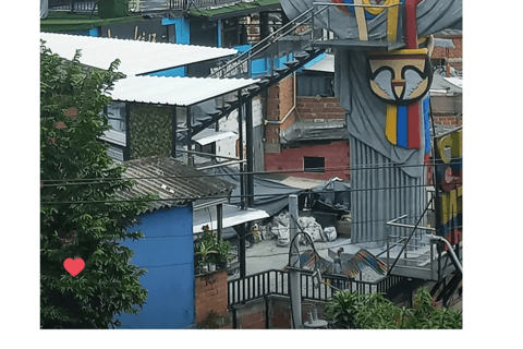 Comuna 13 Narrated by its Leaders