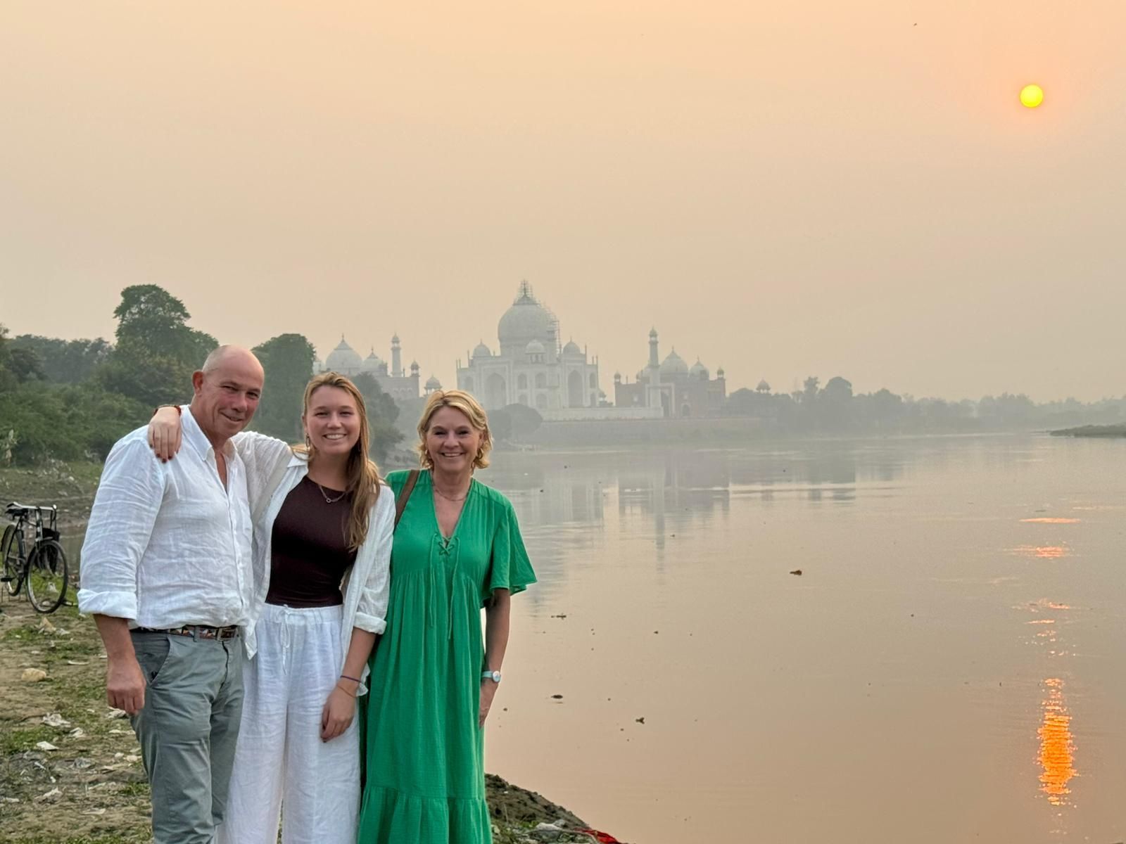 Von Delhi: Agra Mehtab Bagh & Itmad-ud-Daulah Sonnenuntergangstour