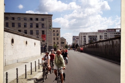 Berlin: Fahrradtour - Mauer & Drittes ReichÖffentliche Fahrradtour auf Englisch