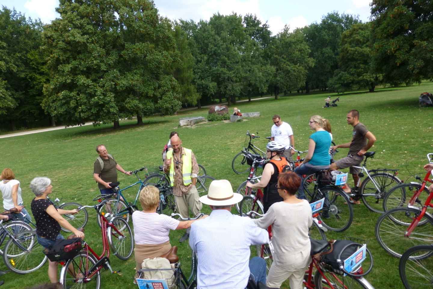 Berlin: Top secret bike tour and hidden gems of the city