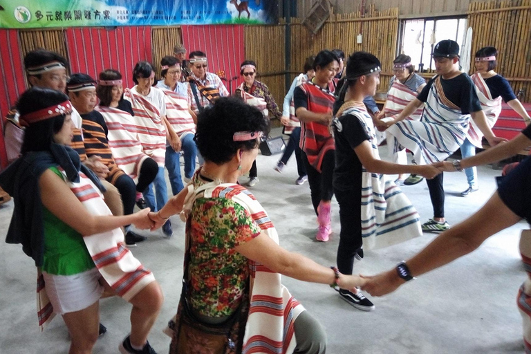 جولة ليوم واحد في قبيلة أتايال الثقافية من تايبيه (رحلة خاصة)يوم قبيلة أتايال الثقافي من تايبيه/صنا