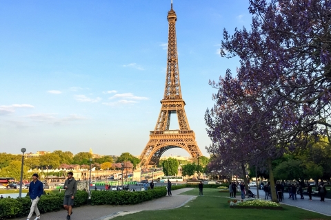 Parijs: 2e etage van de Eiffeltoren per trap + optie topStandaard groepstour in het Spaans, zonder tickets voor top