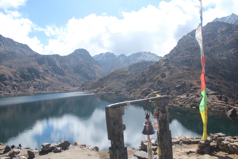 Excursión de 5 días a Gosaikunda: Un viaje a los lagos sagrados