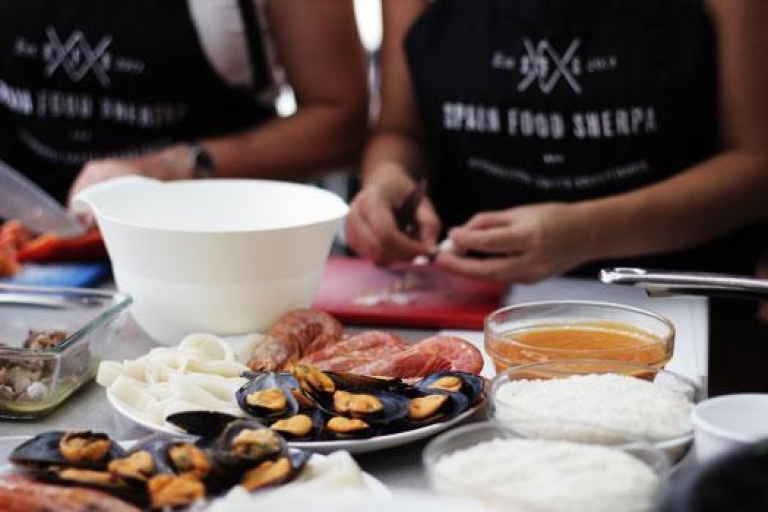 Málaga: taller de paella y visita al mercado