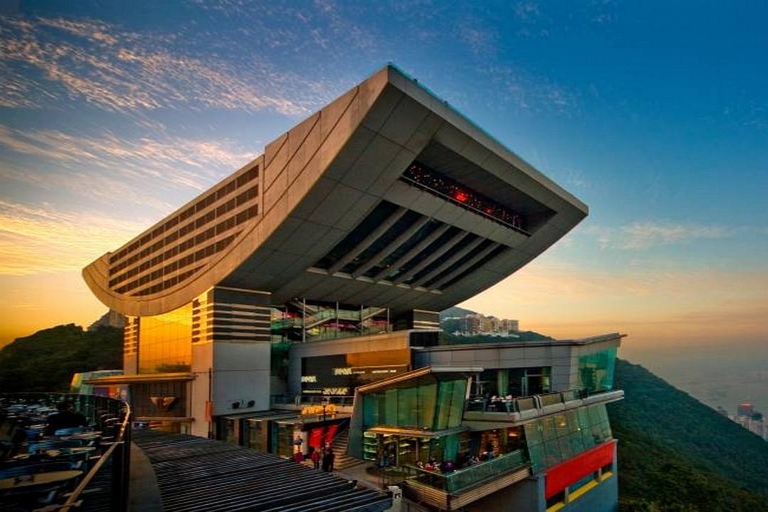 HK Elite Private Night Tour: Cruise, Aquarium Dinner, Peak