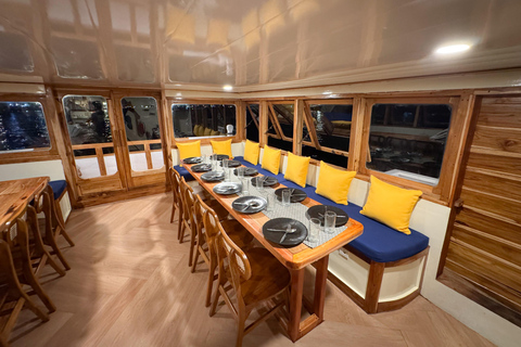 Labuan Bajo: 3-Day Komodo Island Cruise & LandTour, 15 Stops Superior Boat Sharing Room + Overland, Park Fee Excl.