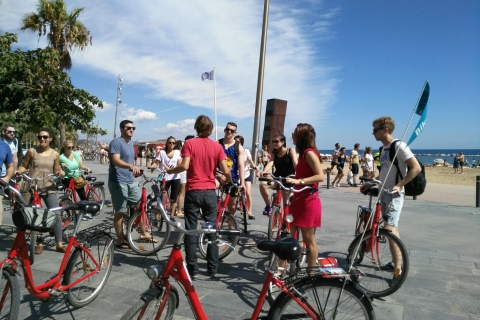 Barcelona: Ruta en bici de 3 horas con tapas españolasBarcelona: Ruta en bici de 3,5 horas con tapas españolas