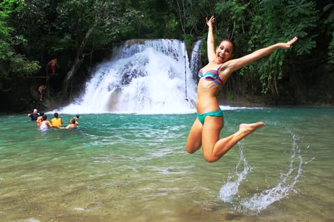 Huatulco: Waterfalls and Coffee Plantation Tour