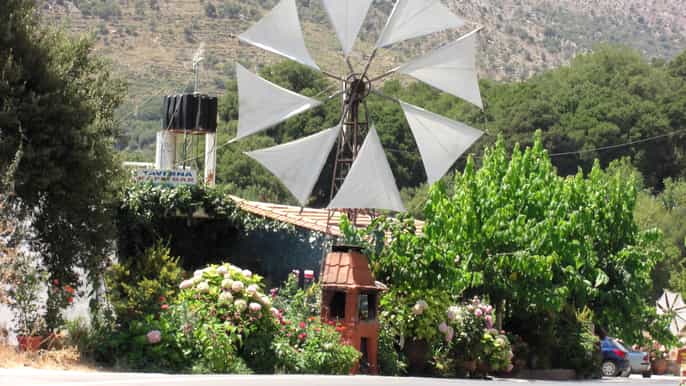 crete follow in the footsteps of greek mythology