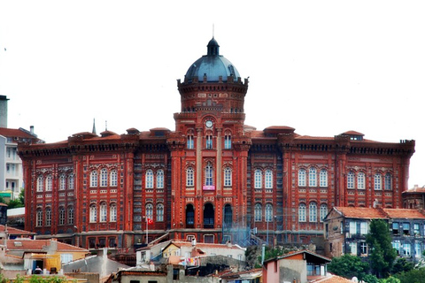 Istanbul: 3-stündiger Spaziergang durch das Viertel FenerIstanbul: Stadtrundgang durchs griechisch-orthodoxe Fener