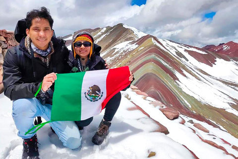 VANUIT CUSCO: Rainbow Mountain ATV Tour met maaltijdenTour op enkele ATV met ontbijt en lunch