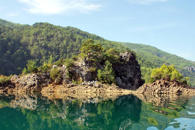 Lado: Tour en barco por el Cañón Verde con Viaje a la Naturaleza con