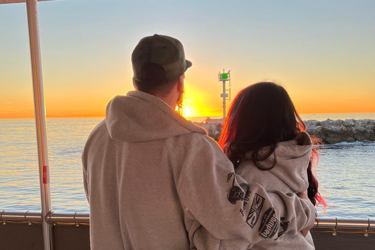 Relaxing Sunset/Evening Cruise in Newport Beach