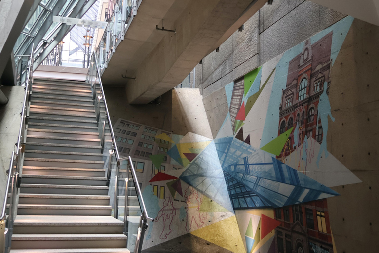 Montreal: Underground Downtown Walking Tour with Guide
