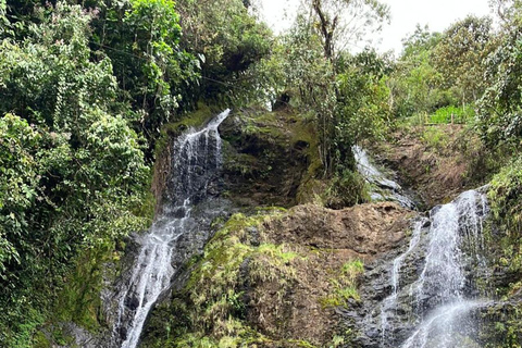 Desde Medellín: tour privado de 2 días a Jardín con actividades