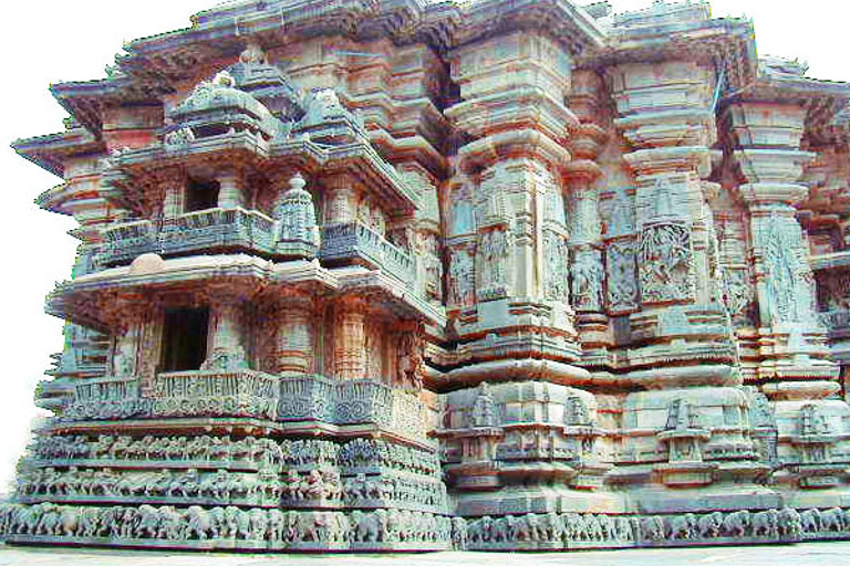 Tagesausflug nach Belur, Halebeedu und Shravanabelagola