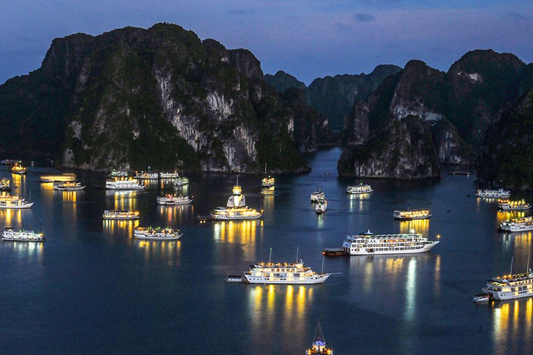 Ab Hanoi: Halong-Bucht Ganztagesausflug mit Go Halong CruiseHalong-Bucht: Ganzer Tag mit Go Halong Cruise ab Hanoi