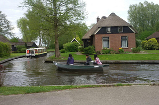 Amsterdam: Private Tour nach Giethoorn & Deventer mit Boot