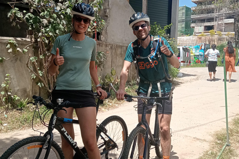 Ella, circuit à vélo dans la zone cyclable du Sri LankaElla, Sri Lanka - Circuit à vélo dans la zone cyclable