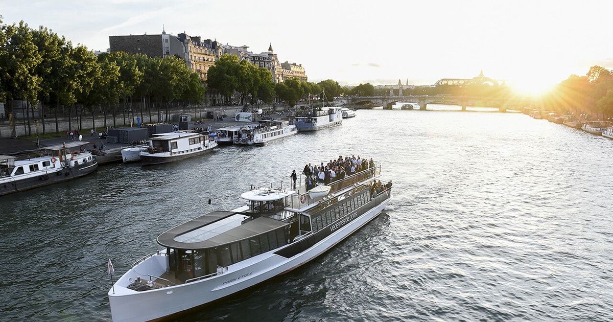 Paris: River Seine Cruise with Optional Drinks and Snacks | GetYourGuide