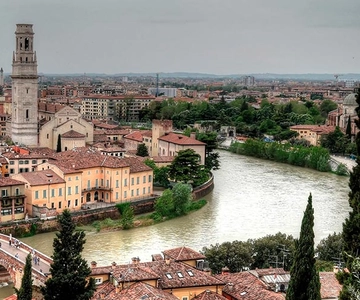 From Jesolo: Verona, Sirmione, and Lake Garda Full Day Tour