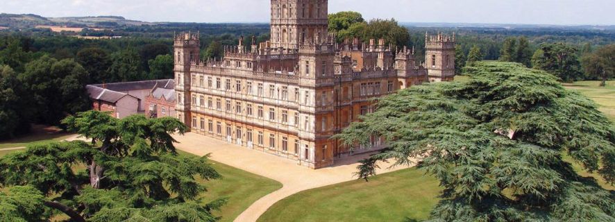 Downton Abbey and Village Small Group Tour from London