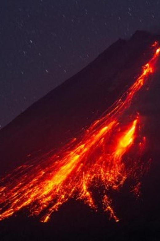 ジョグジャカルタ火山丘の上のムラピ山（溶岩の眺め） | GetYourGuide