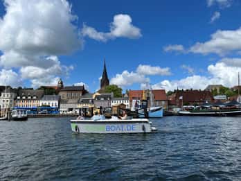 Flensburg: E-Boat rent