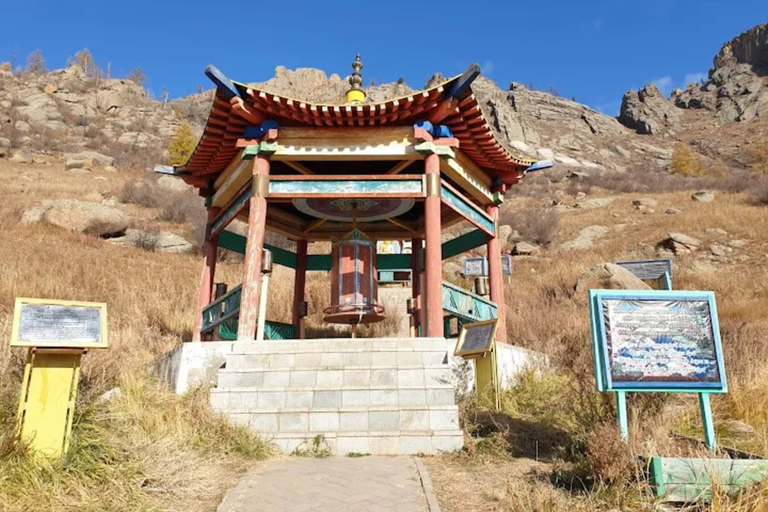 Ulaanbaatar: Gorkhi-Terelj National Park Guided Tour