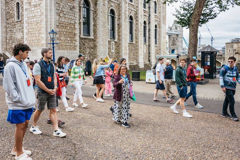 Londres: Cerimónia de abertura da Torre VIP, jóias da coroa e cruzeiroTour e cruzeiro guiado pela Torre de Londres com Cerimónia de Abertura VIP