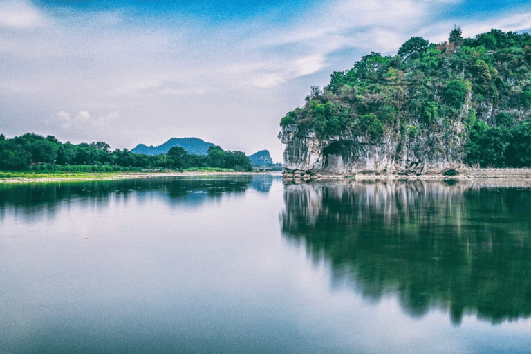 Met de kogeltrein van Guangzhou naar Guilin stad hoogtepunten tour