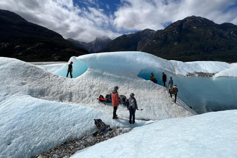 Puerto Rio Tranquilo: Ice Trekking Glaciar Exploradores