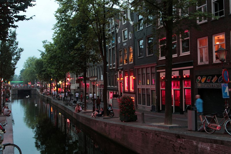 Amsterdam: tour del quartiere a luci rosseTour del quartiere a luci rosse di Amsterdam in spagnolo