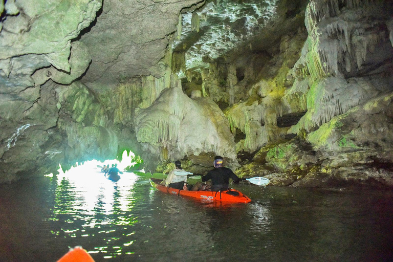 Vanuit Krabi: Kajakavontuur in de zeegrot van Bor Thor voor een hele dag