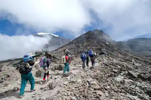 6 dias 5 noites Machame Route-Kilimanjaro Climbing