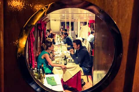 Rome: 2.5-Hour Dinner Cruise on the Tiber River
