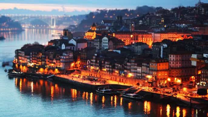 porto halfday city tour with wine tasting