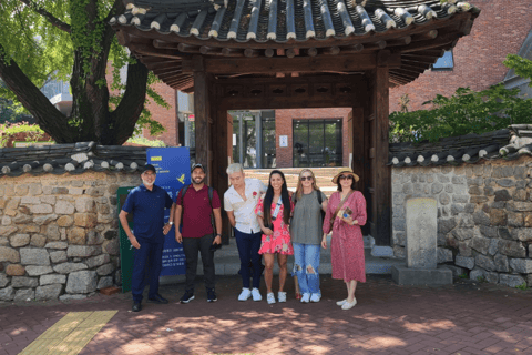 Séoul : visite à pied du patrimoine du palais DeoksugungVisite privée avec guide historique anglophone