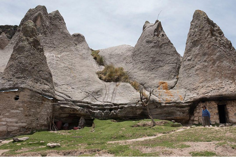 Cusco: Private House of the Smurfs & Stone Forest 2-Day Tour Cusco | House of the Smurfs and the Stone Forest