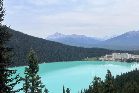 بحيرة موراين (اختياري ركوب الزورق) بحيرة لويز، بحيرات فيرميليون