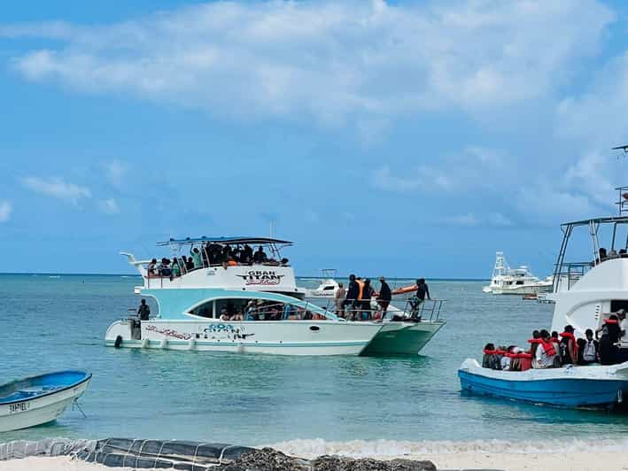 Party Boat From Punta Cana, Open Bar and transportation included