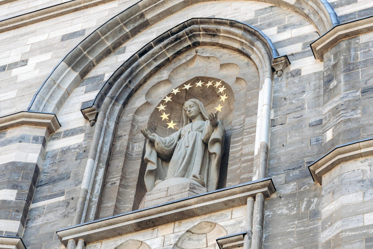 Old Montreal Churches Private Guided Walking Tour 3-hour: Churches, Mary Cathedral & Notre Dame Basilica Tour