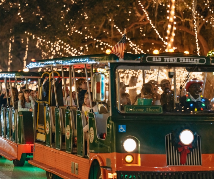 St Augustine: Nights of Lights Trolley Tour