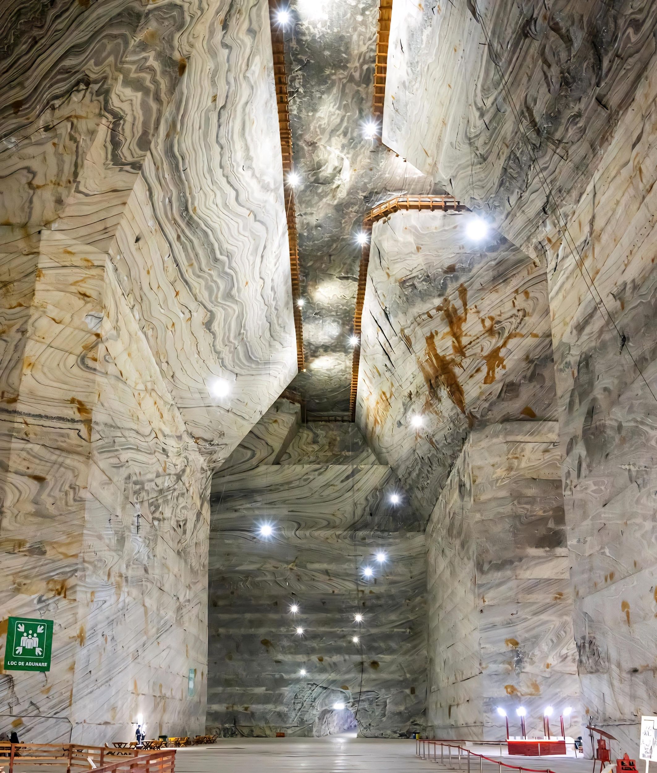 Bukarest: Salzbergwerk und Draculas Grab | Premium-Gruppentour