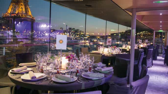 paris new years eve dinner cruise